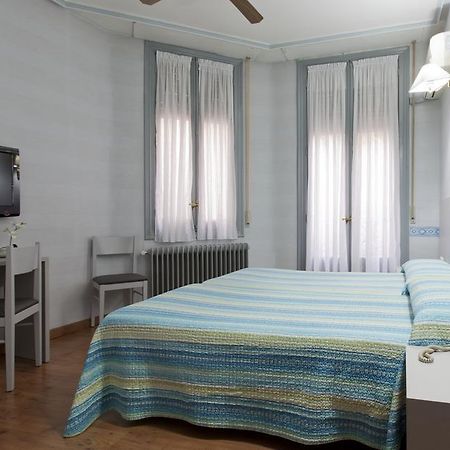 Hostal Andorra 마드리드 외부 사진